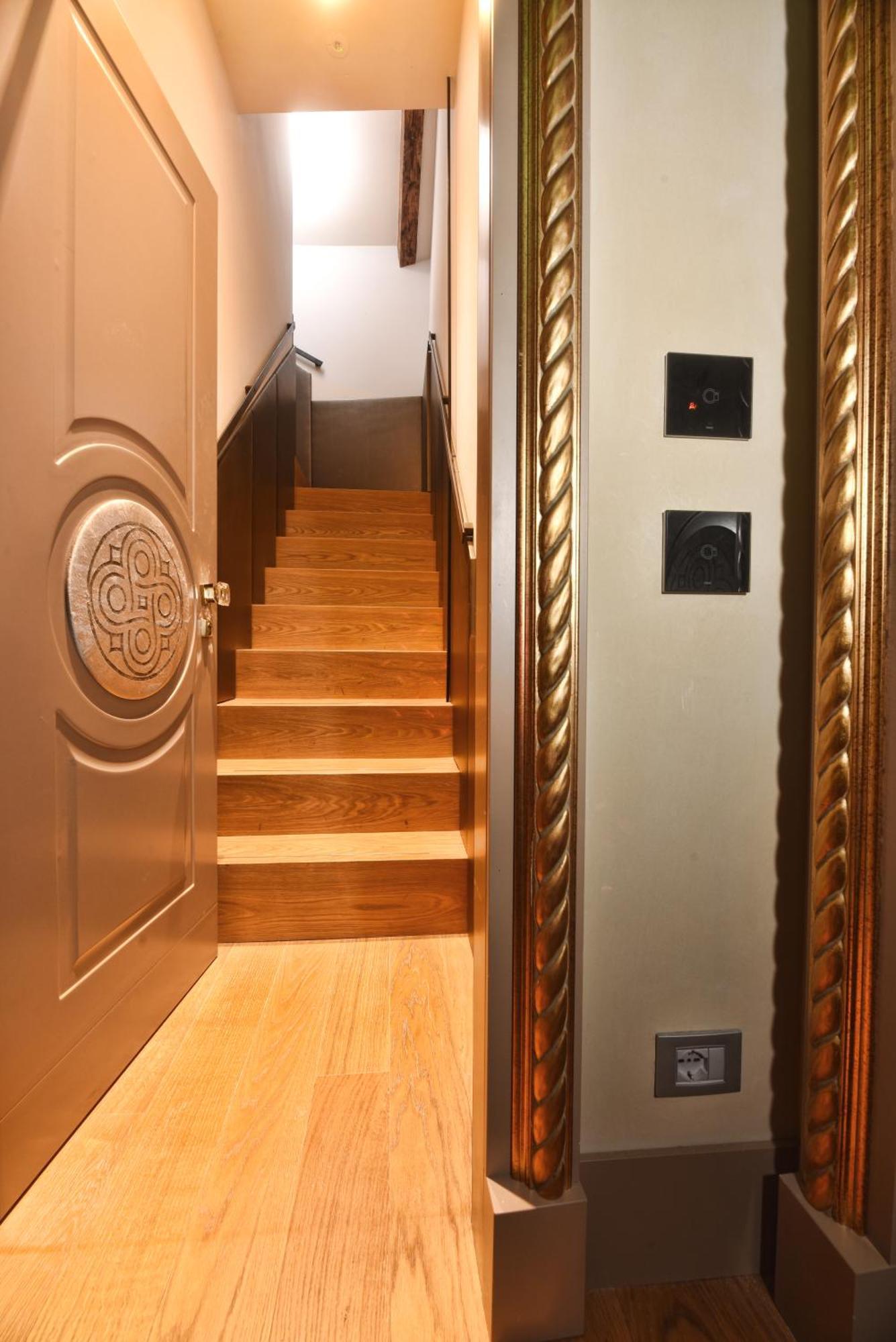 ซานตาโครเช บูทิก โฮเทล Hotel เวนิส ภายนอก รูปภาพ